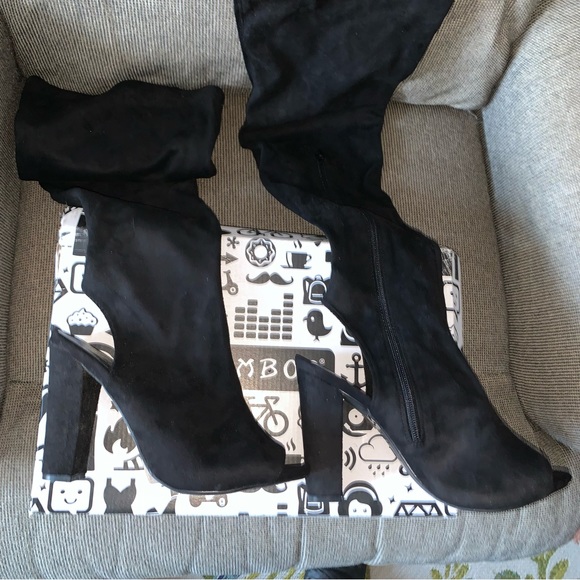 Women’s 8 BAMBOO LIMELIGHTS Black Faux Suede High Over the Knee Sandal Boots NEW - Picture 3 of 12